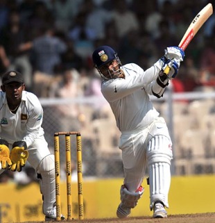 Virender Sehwag goes on the rampage, India v Sri Lanka, 3rd Test, Mumbai, 2nd day, December 3, 2009